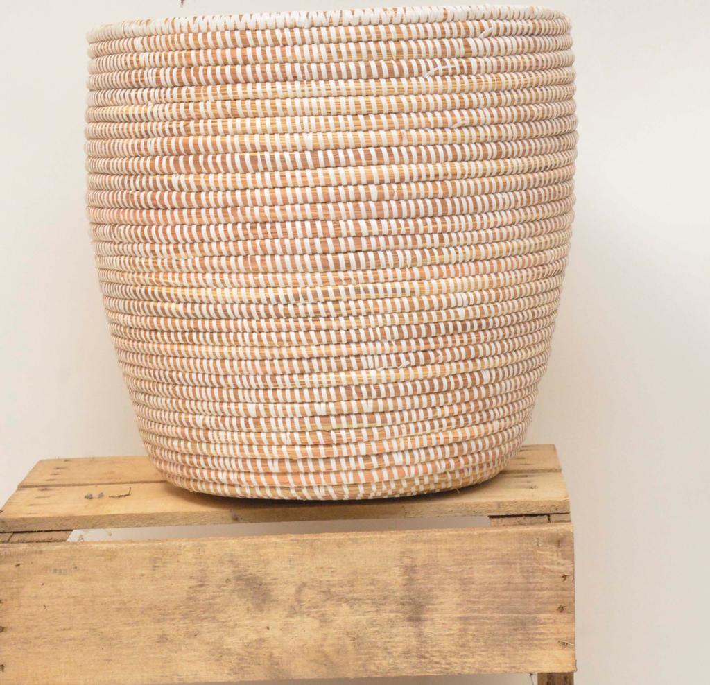 Maty african planter basket